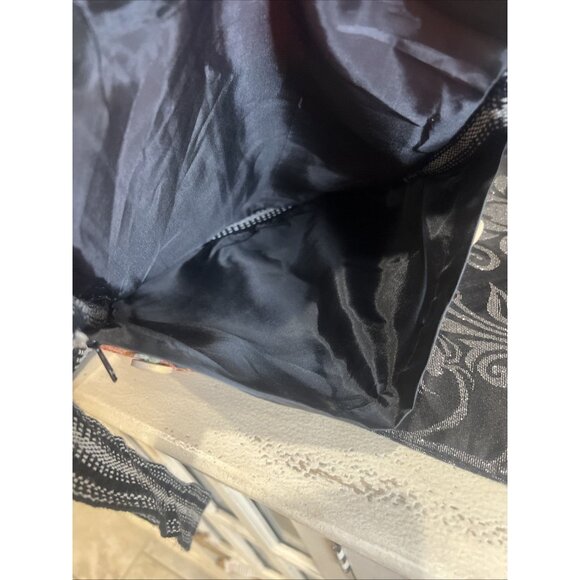 Bohemian Hippie Handcrafted Artisan Crossbody Bag Ethnic Tribal Multicolored - Picture 7 of 9